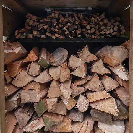 Gatekeepers * Saltburn-by-the-Sea